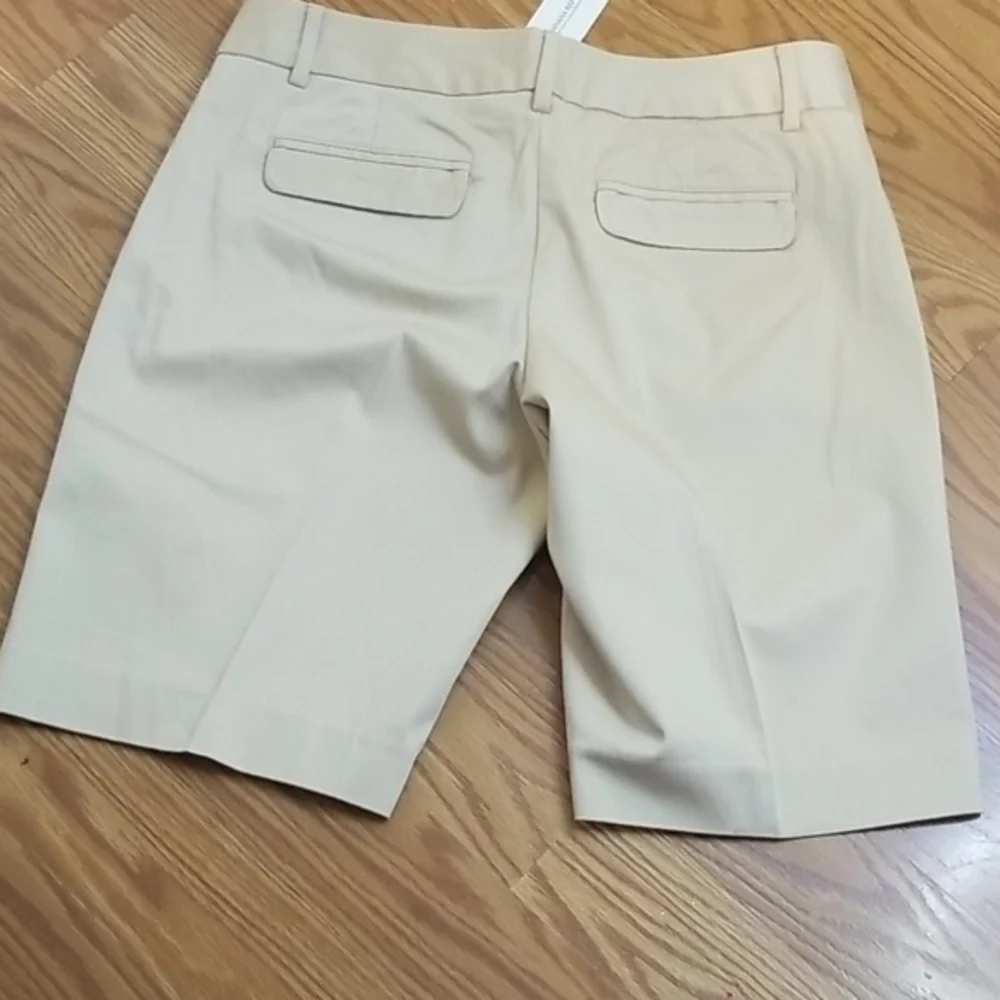 NWT banana republic shorts size 2‎